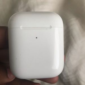 Airpod Case, Still new & ready to use